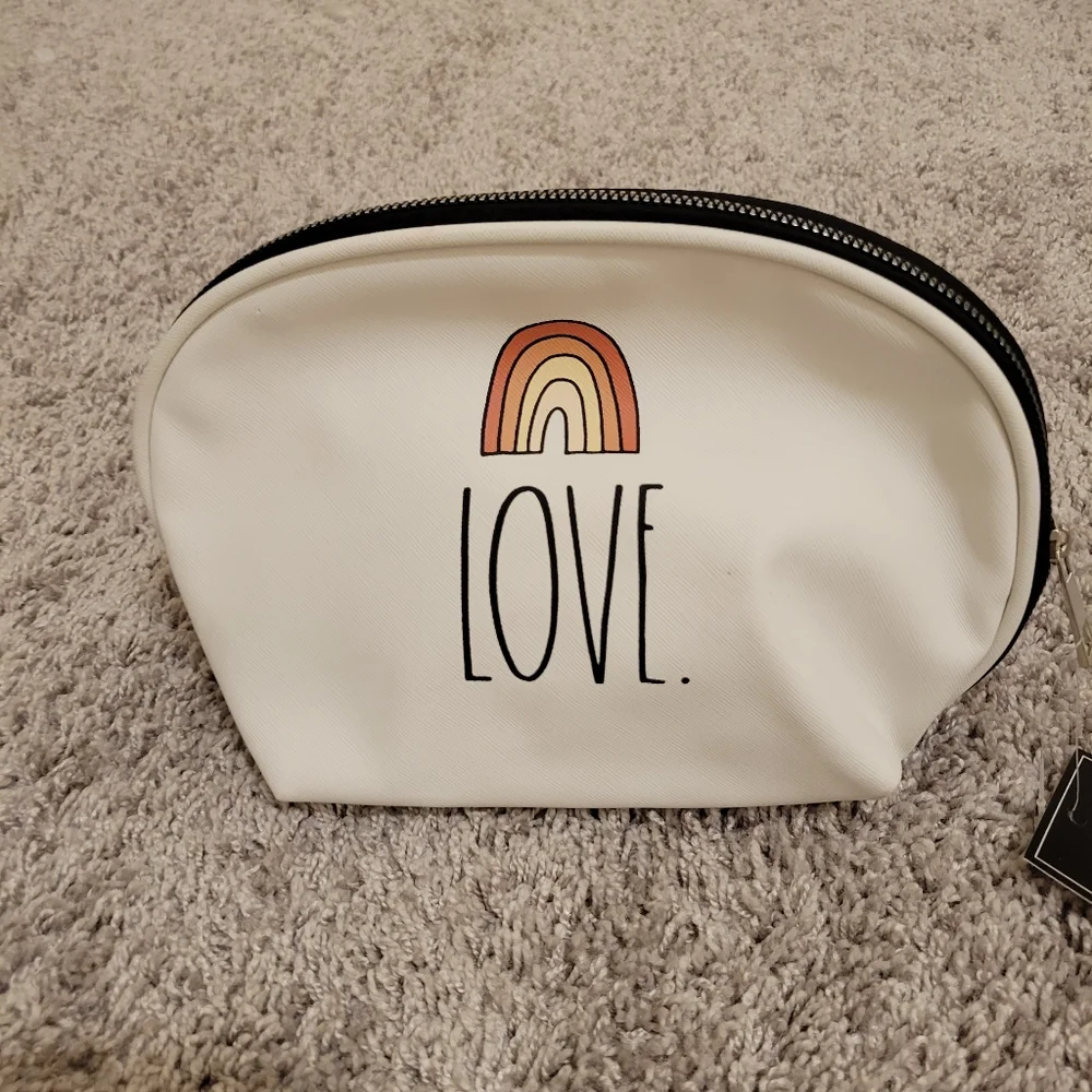 🛍5 for $25/ Rae Dunn Rainbow LOVE Cosmetic Bag - Picture 5 of 7